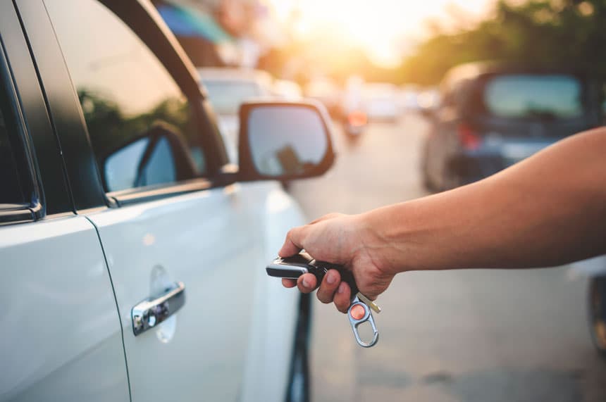 Cambiar la cerradura del coche en Narón